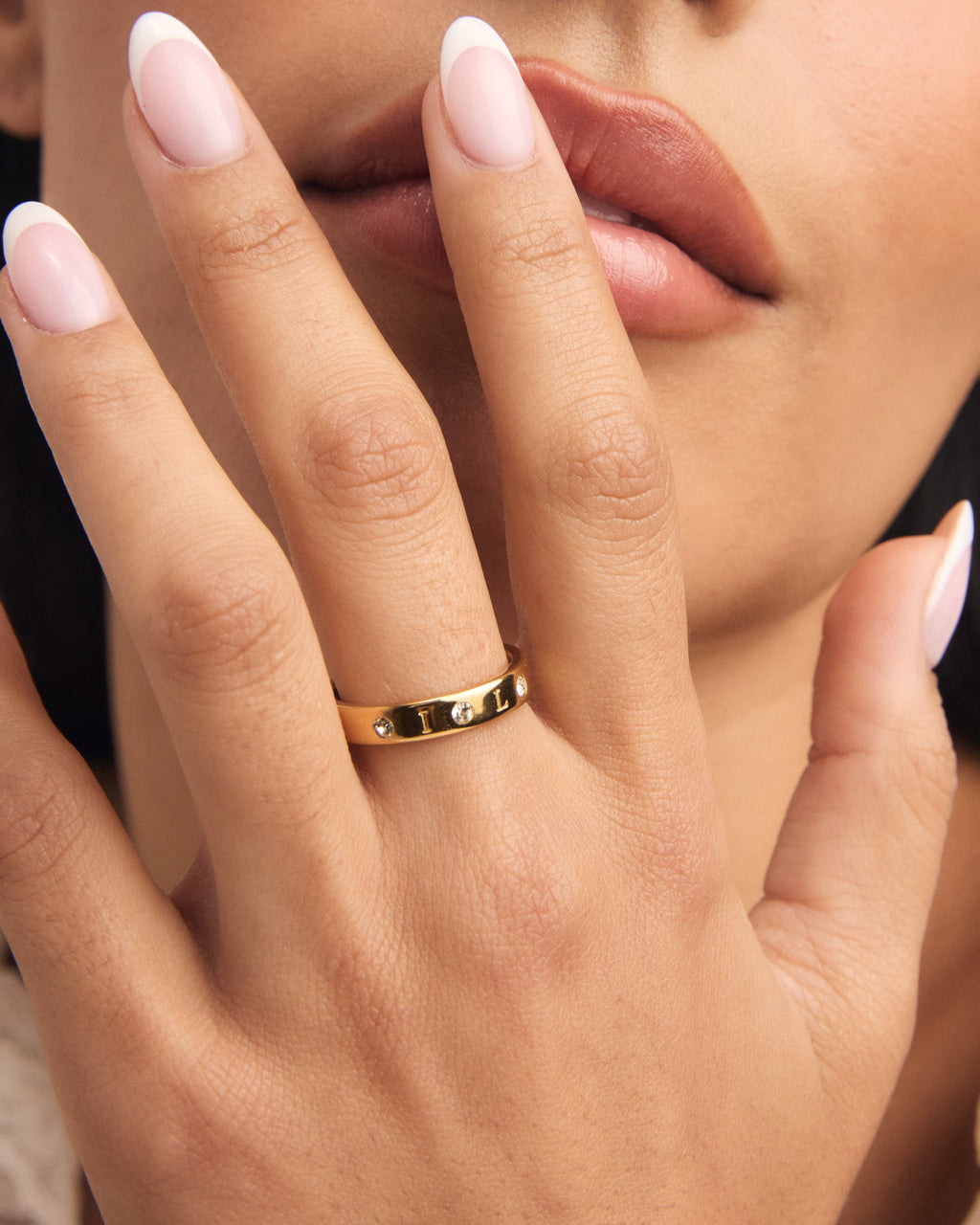 Mina Initial Ring