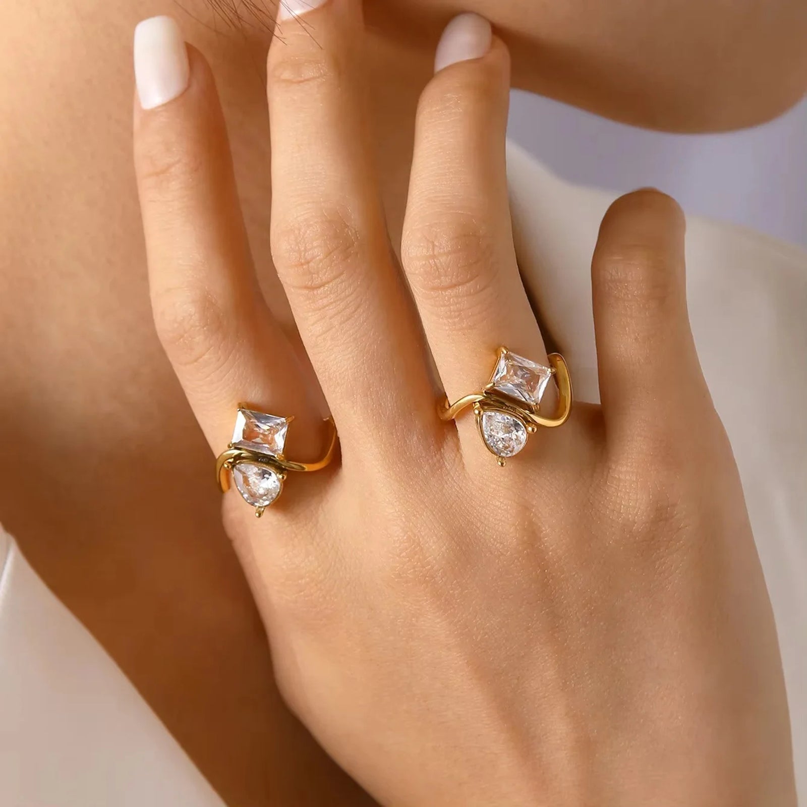 Navae Birthstone Ring