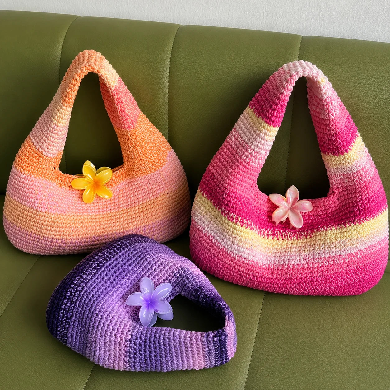 The Donut Bag Crochet Pattern PDF (2 Sizes) – Stylish Beginner Crochet Bag | Digital Download with Step-by-Step Video Tutorial